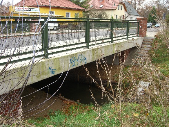 BAS 39605