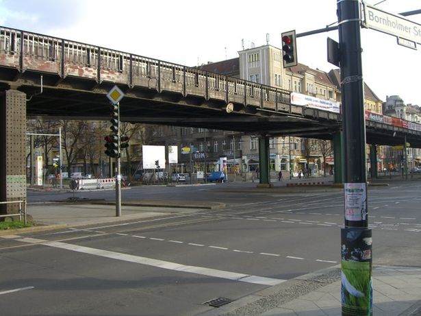 Bas U 2 Brucke Schonhauser Allee Bornholmer Str Wisbyerstrasse Brueckenweb De Brueckenweb De