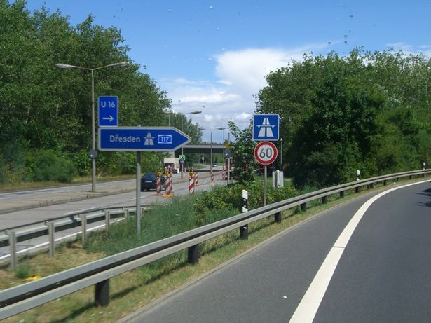 BAS 39678 A 117 Bundesautobahnbrücke / B 96a Bundesstraße - Brueckenweb ...